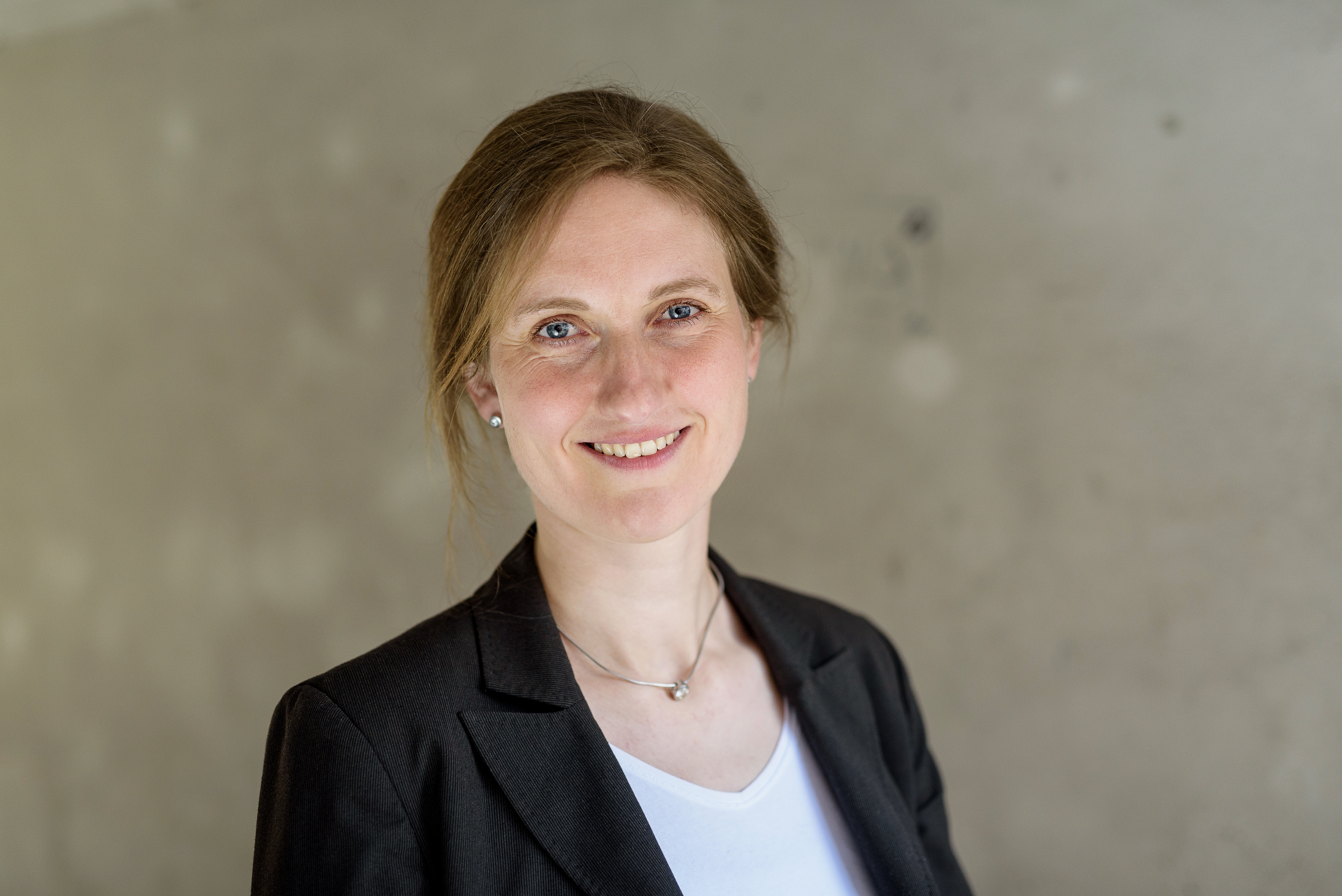 Dr. Merel Keijzer